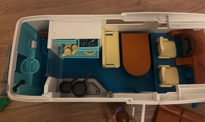 Playmobil Camper Van - almost complete