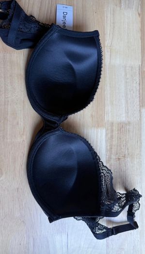 BNWT Darjeeling bra 32D