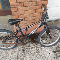 Apollo Switch Boys Bike, Requirs some TLC
