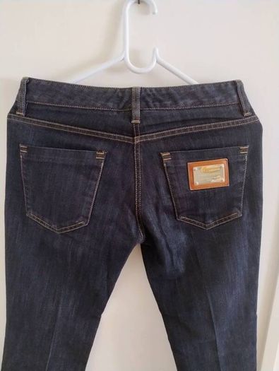 Dolce and Gabbana ladies jeans 30 waist and 30 leg in excellent condition FREE STANDARD POSTAGE INCLUDED