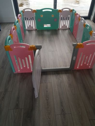 Playpen