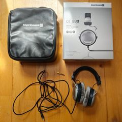 Beyerdynamic DT880 Premium Edition (600 Ohm) Mint Condition Boxed