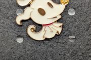 Zero enamel pin