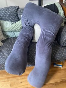 pregnancy pillow