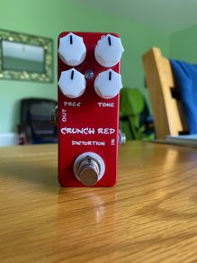 Red Crunch Distortion