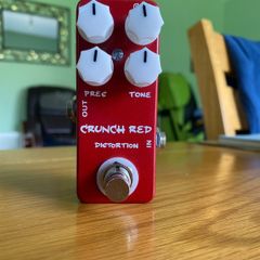 Red Crunch Distortion