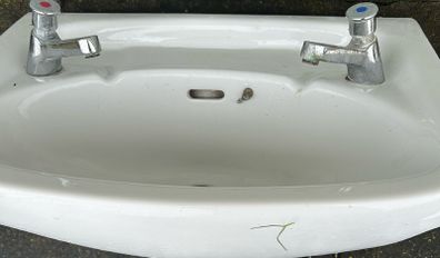 Free Bathroom suite