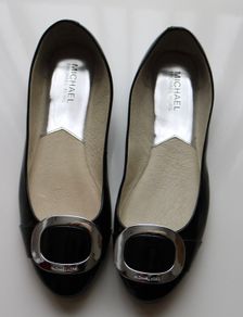 Michael Kors Shoes Size 7.5