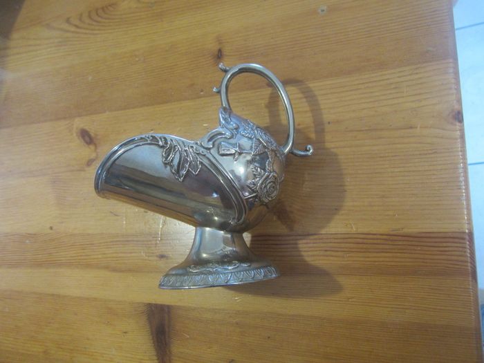 silver plated sugar skuttle