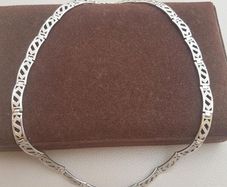 Elegant Vintage Sterling Silver Necklace