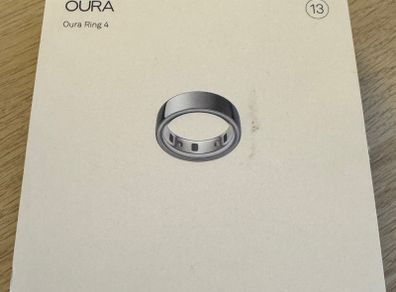Oura Ring 4 | Silver | Size 13 | Boxed with Charger