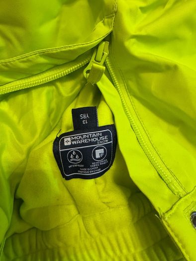 Kids ski suit