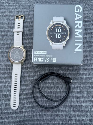 Garmin Fenix 7S Pro Sapphire Solar Edition Soft Gold with Light Sand Band