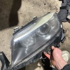 Passenger xenon e90 headlight
