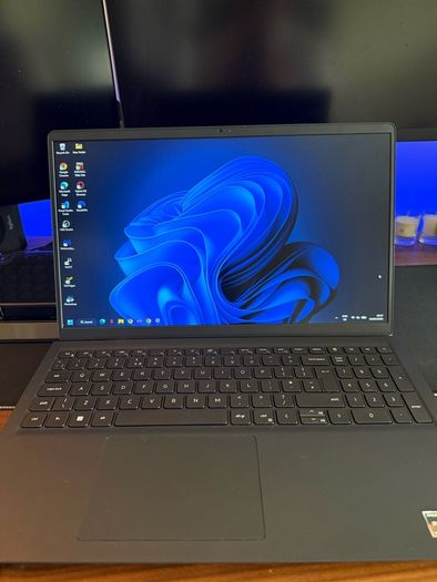 Dell Inspiron 15 3535 Laptop