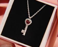 Pandora Key Collier Necklace New