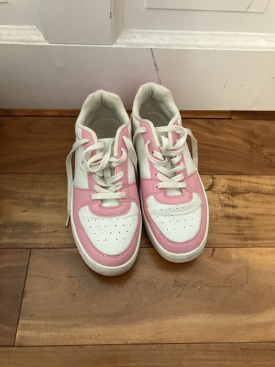 Ladies Runners pink and white