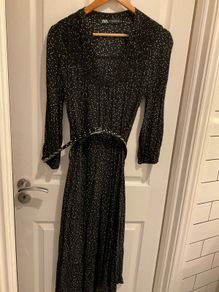 Zara midi black/white dots belted dress size medium