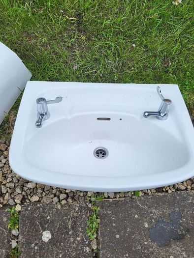 sink and pedestal