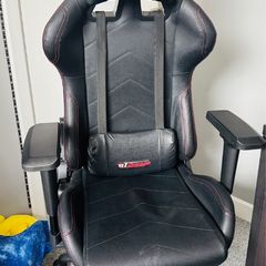 GT Omega Gaming Chair (Used)