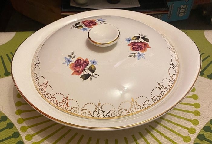 Arklow Pottery taurine, two for forty euros