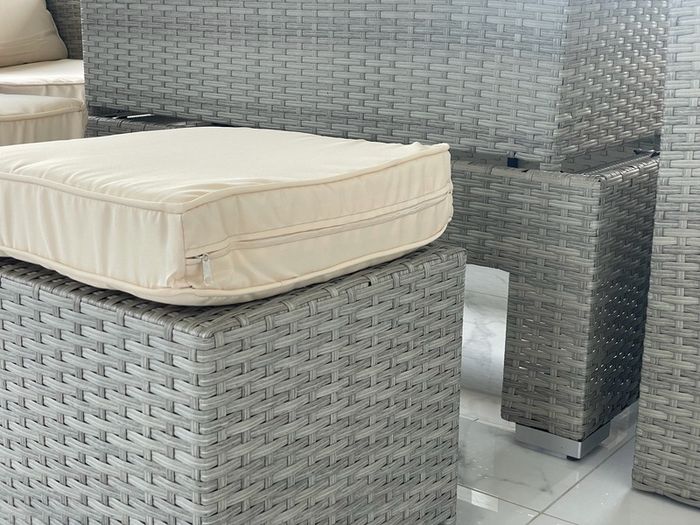 New Luxury Garden Rattan Furniture / Sofas / Chairs / Delivery