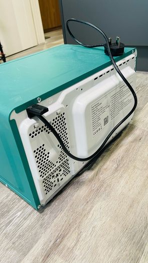 Swan microwave