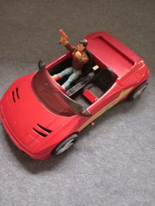 James Bond Junior Car And 2 Action Figures