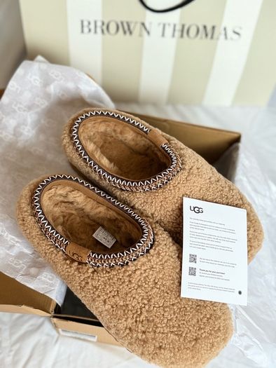 NEW UGG Tasman Maxi Curly