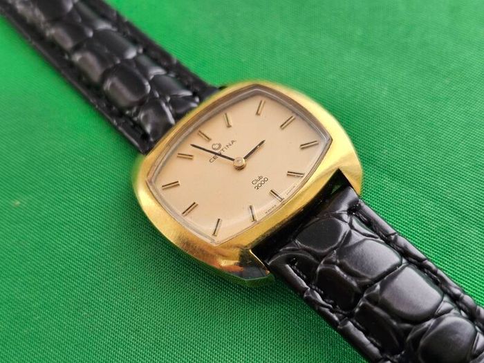 Vintage Swiss Made Certina Club 2000 Mechanical Wind up Ladys watch 1960s
