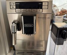 Delonghi Coffee Machine