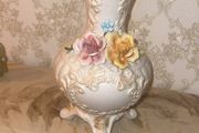 Beautiful Capo dimonte vase
