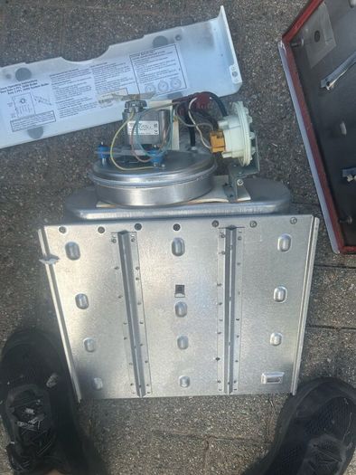 Gas boiler fan