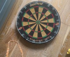 dart board