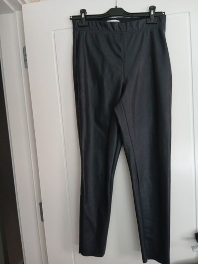 Leather leggins