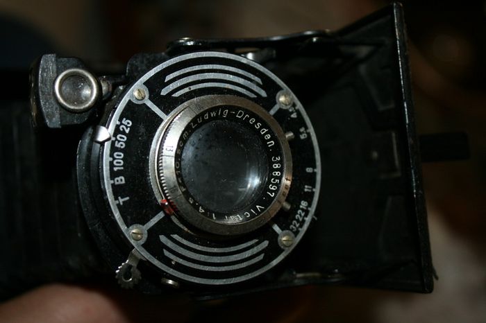 Vintage Ludwig Dresden Klappkamera