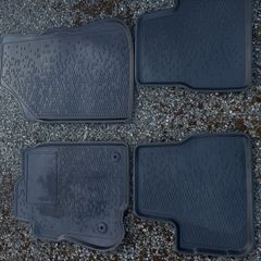 Peugeot 208 Rubber floor mats OEM 2012 - 2019
