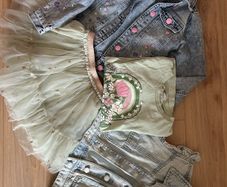 Bundle of girl fancy clothes 5-6