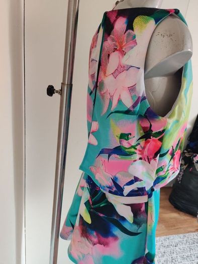 Jessica with love floral playsuit size UK14/16 EU42/44 Postage included