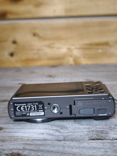panasonic lumix dmc-tz40 digital camera 18MP 20X zoom sley grey