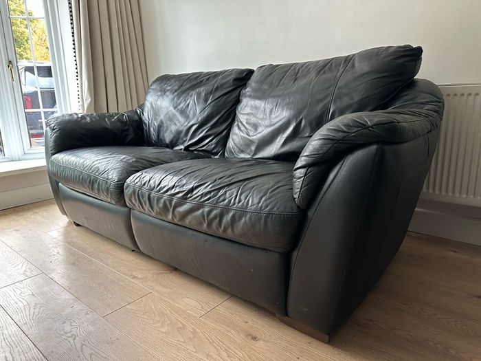3 seater black leather sofa