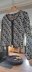 Knitted DKNY Jacket/Cardigan