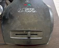 George Foreman 18840-56 Compact Grill 2 Servings Non-Stick Plates, 760 W