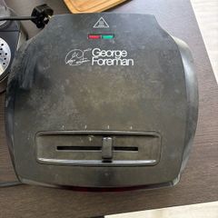 George Foreman 18840-56 Compact Grill 2 Servings Non-Stick Plates, 760 W