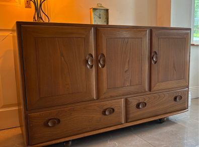 Ercol - elm and beech 'Windsor' model 468 sideboard,