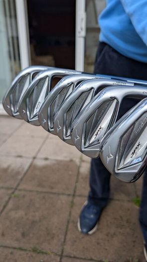 Mizuno jpx 923 hot metal