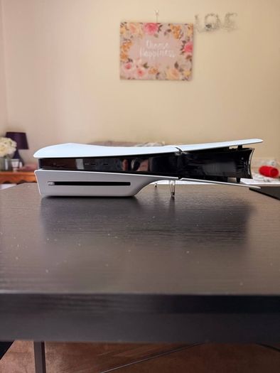 PlayStation 5 Slim (1TB)