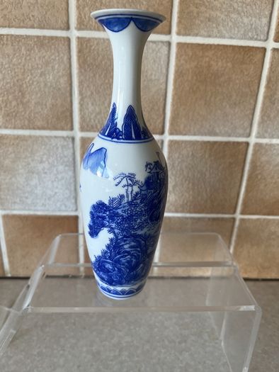 Chinese Pair Eggshell Porcelain Colbalt Blue/ White Elegant Vases