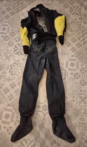 NRS Crux drysuit mens Small