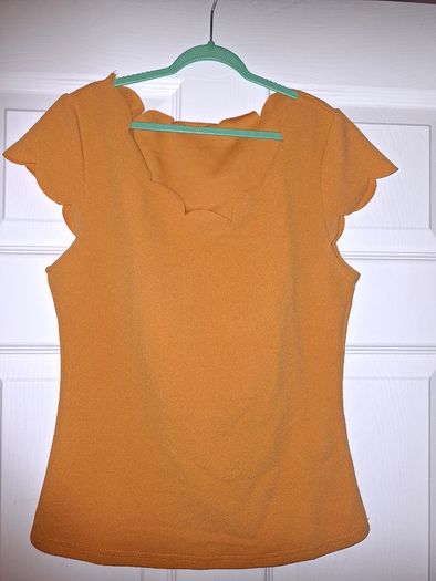 3 brand NEW tops, size S